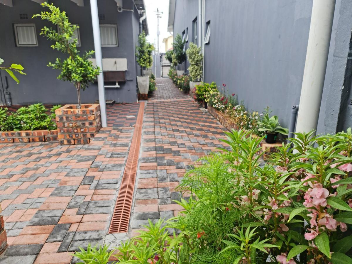 Hasate Guest House 10 Florence Street Oakdale Belliville 7530 Cape Town South African Exterior photo