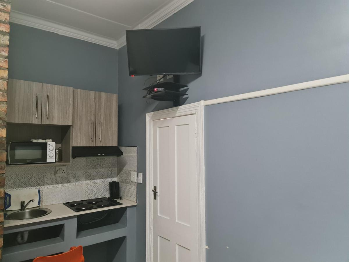 Hasate Guest House 10 Florence Street Oakdale Belliville 7530 Cape Town South African Exterior photo