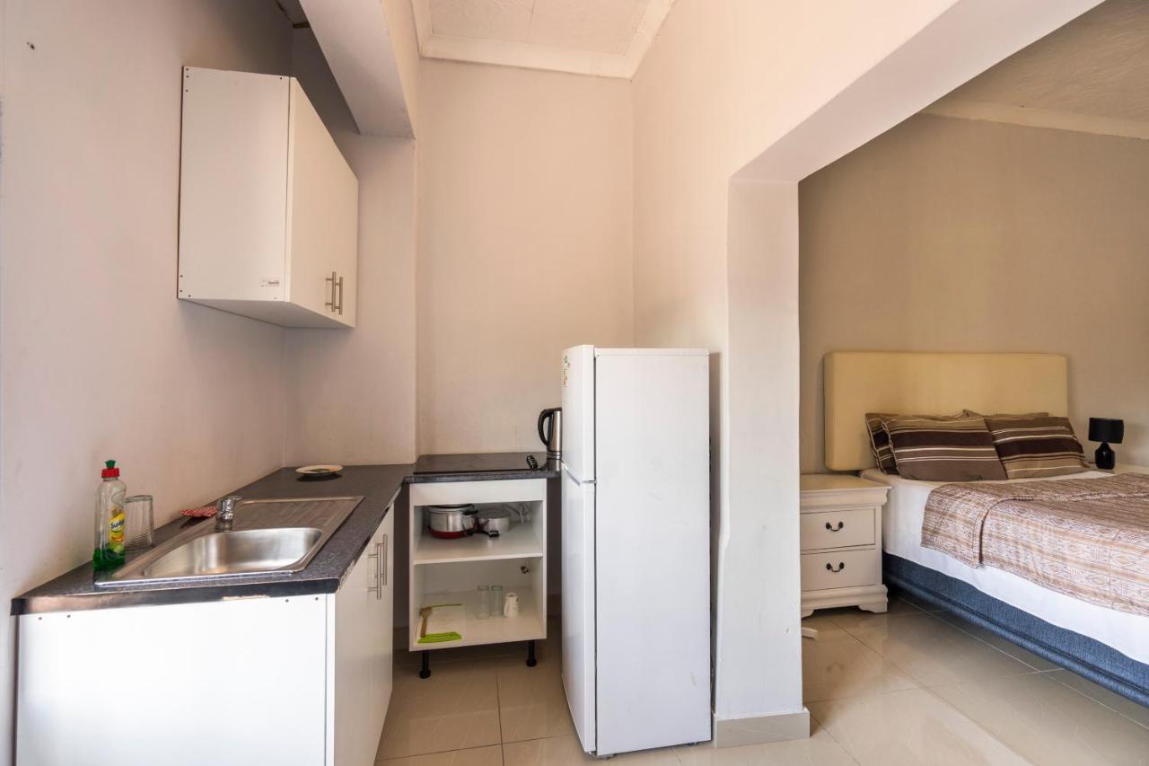 Hasate Guest House 10 Florence Street Oakdale Belliville 7530 Cape Town South African Exterior photo