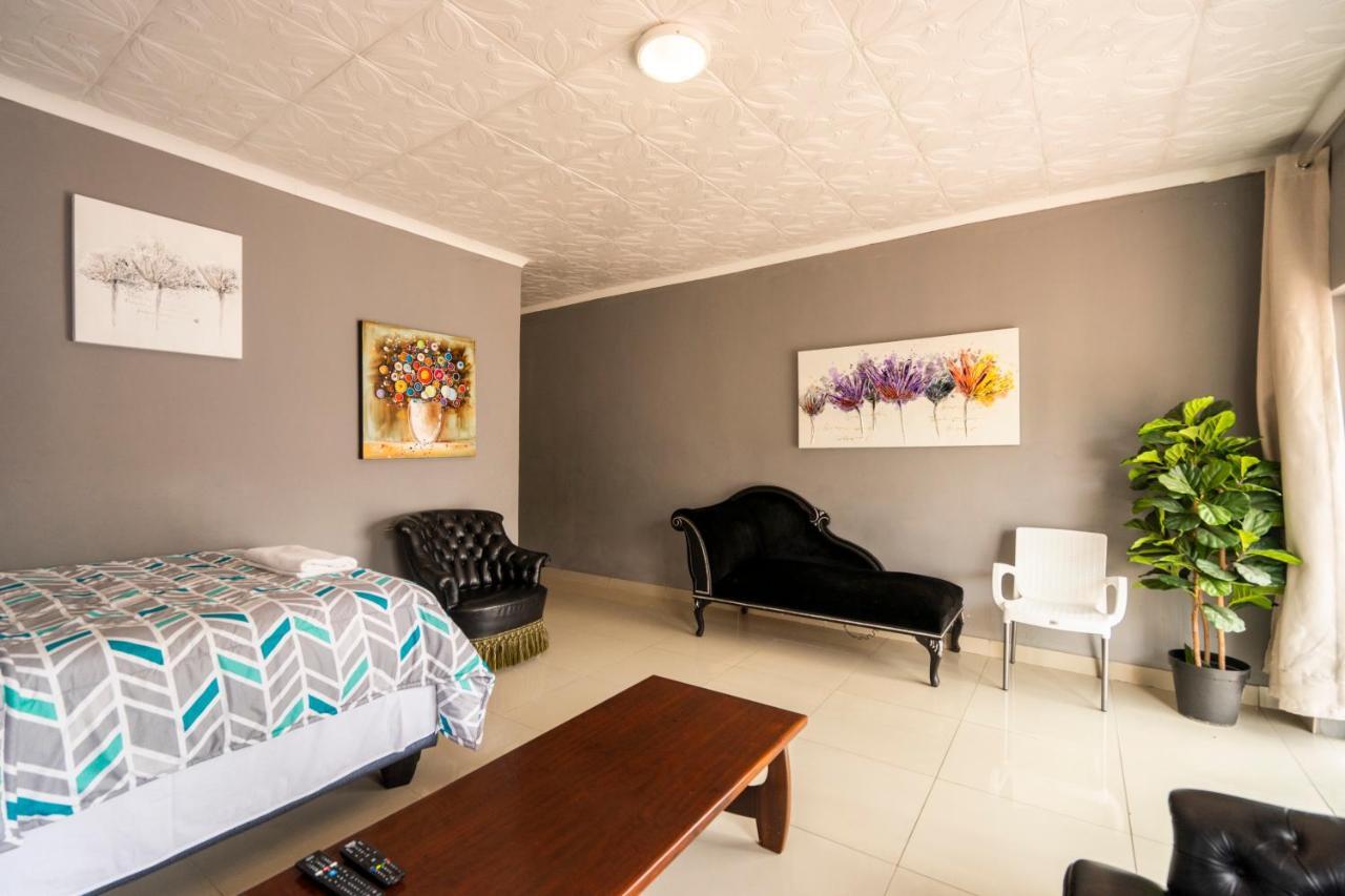 Hasate Guest House 10 Florence Street Oakdale Belliville 7530 Cape Town South African Exterior photo