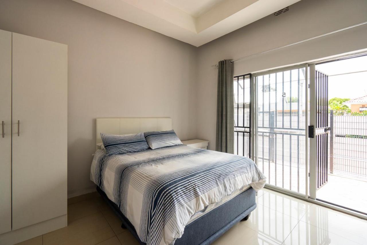 Hasate Guest House 10 Florence Street Oakdale Belliville 7530 Cape Town South African Exterior photo