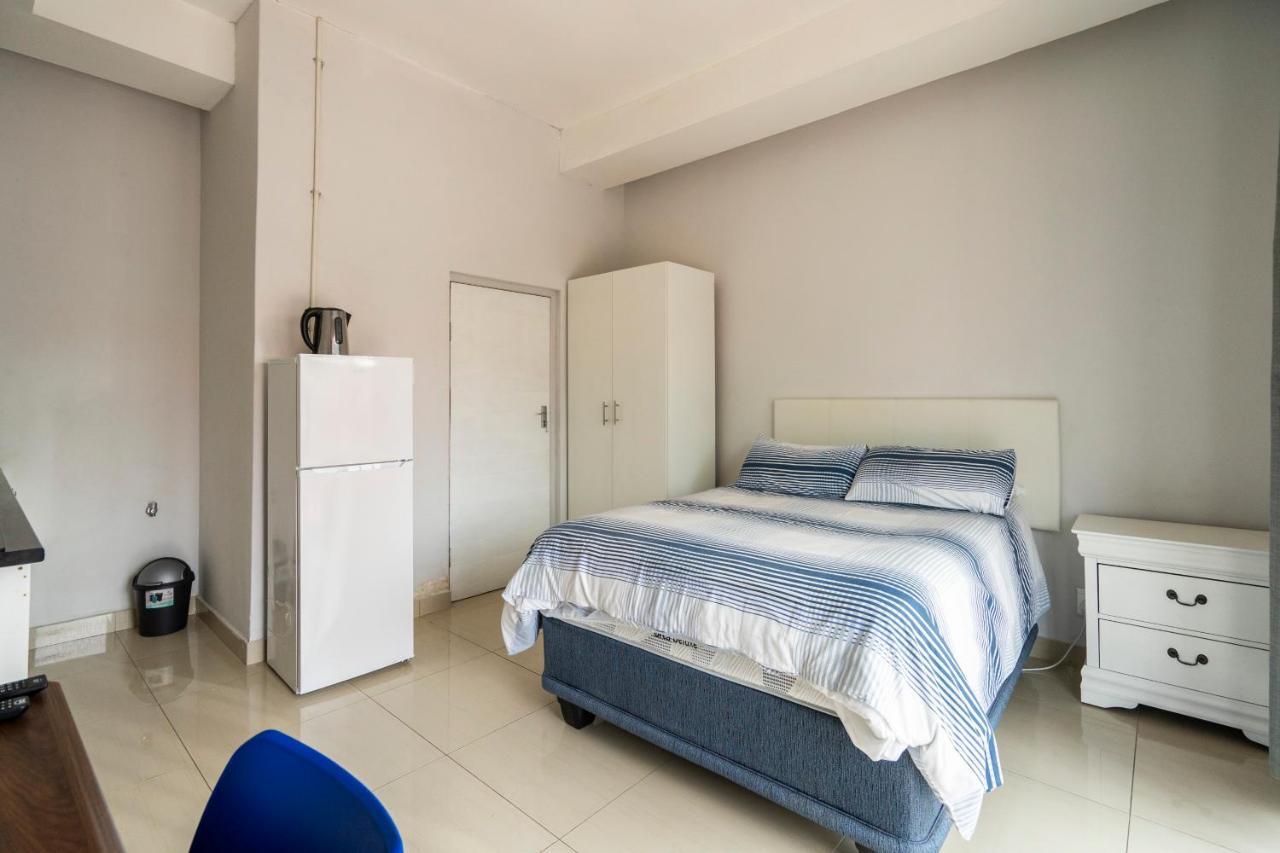 Hasate Guest House 10 Florence Street Oakdale Belliville 7530 Cape Town South African Exterior photo
