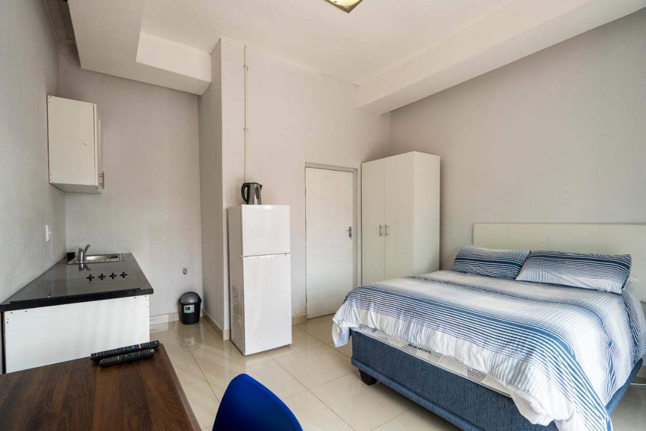 Hasate Guest House 10 Florence Street Oakdale Belliville 7530 Cape Town South African Exterior photo