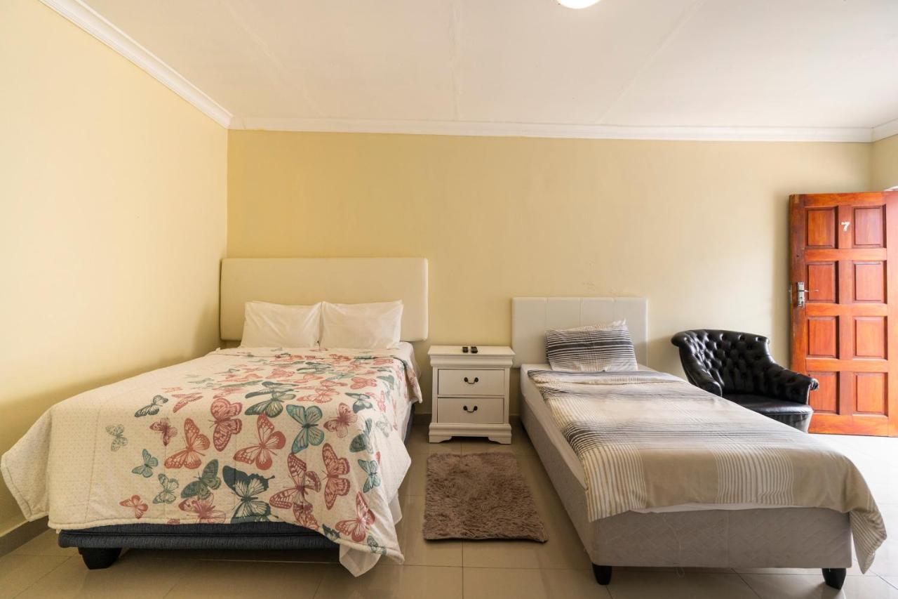 Hasate Guest House 10 Florence Street Oakdale Belliville 7530 Cape Town South African Exterior photo